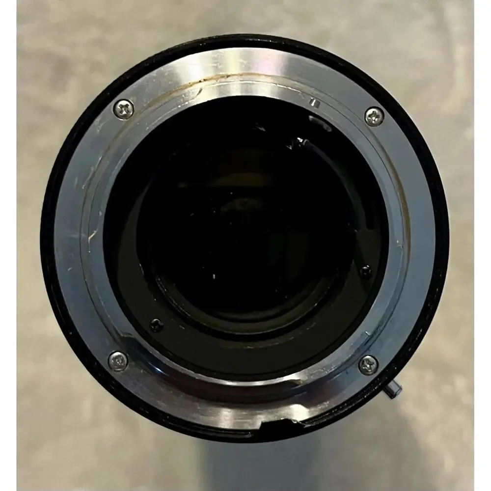 Vivitar Tele-Zoom 85-205mm 1:3.8 Auto Zoom Lens No. 222000934A